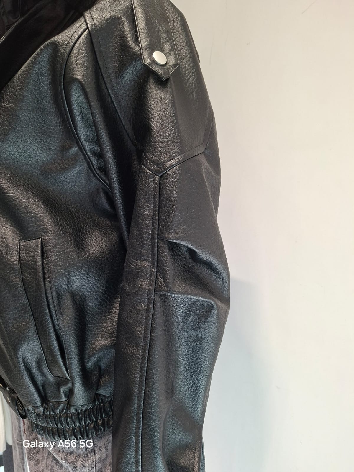 Giubbotto in eco pelle