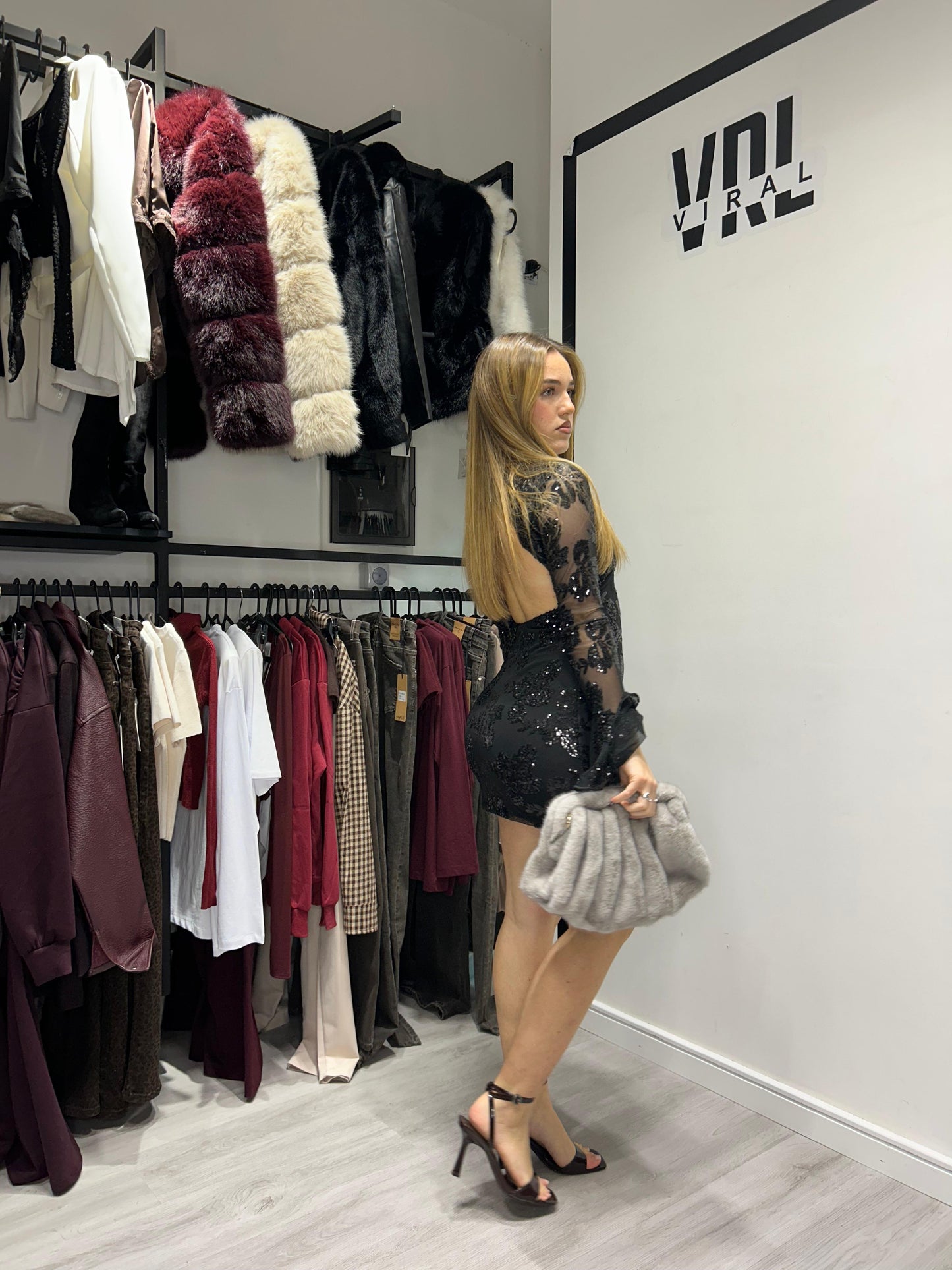 Vestitino pagliettato