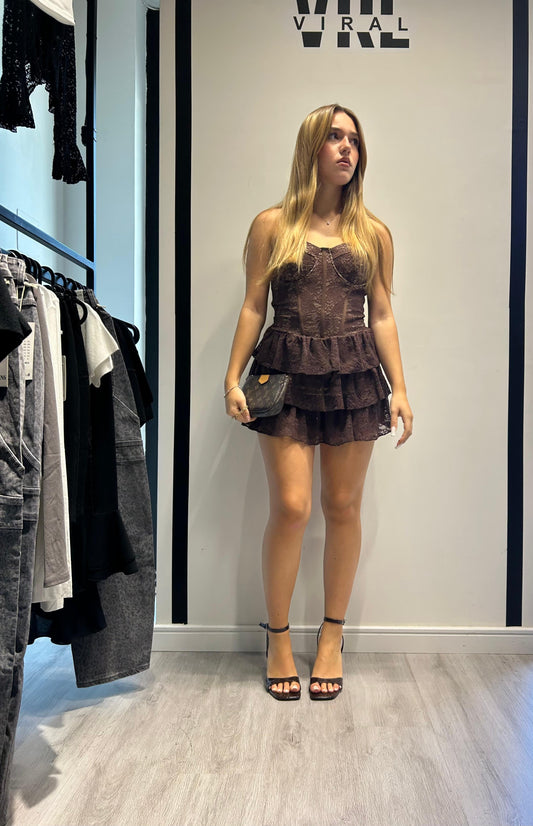 Vestitino corto in pizzo