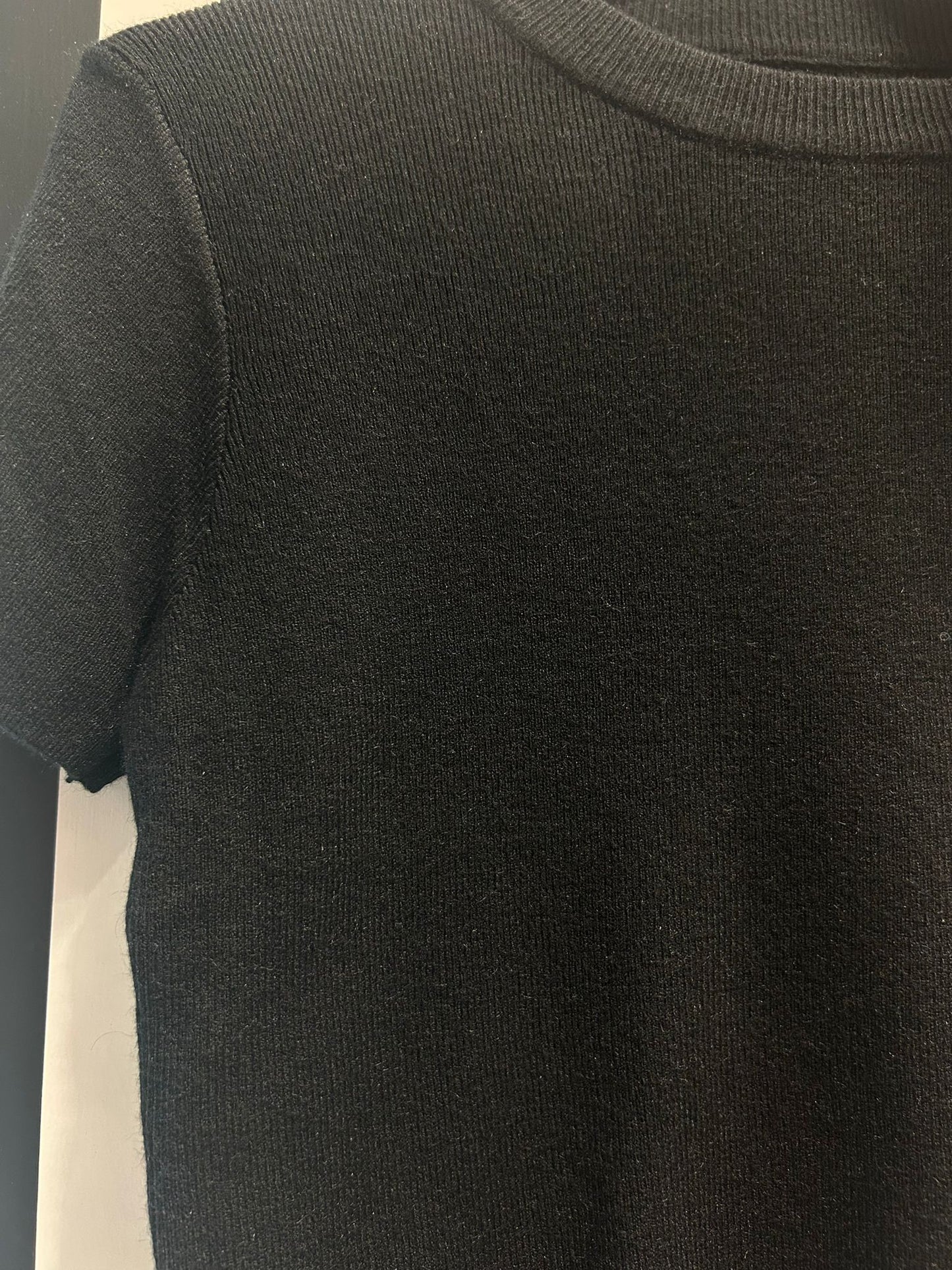 Maglia crop a mezza manica