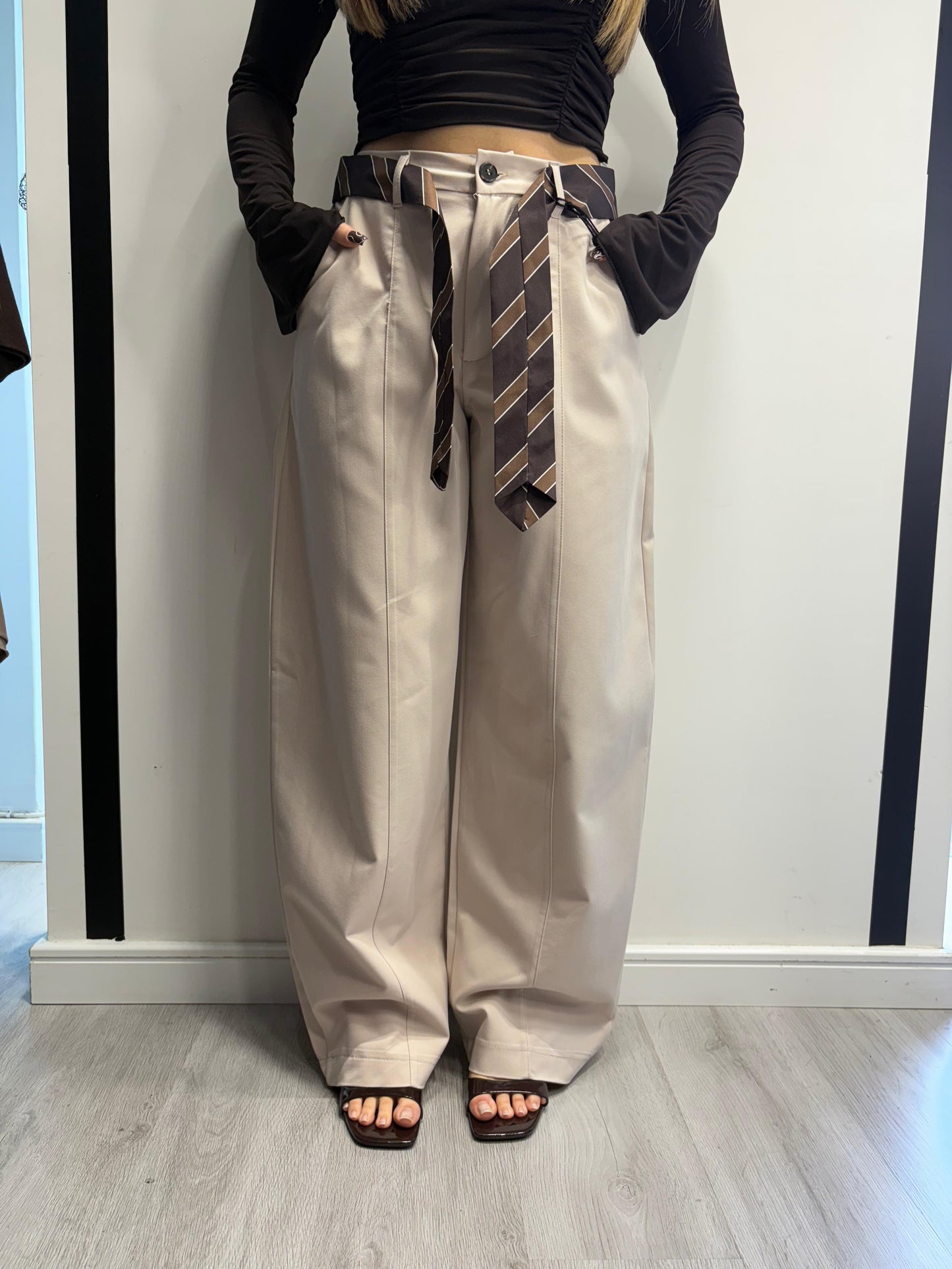 Pantalone con cravatta Just West