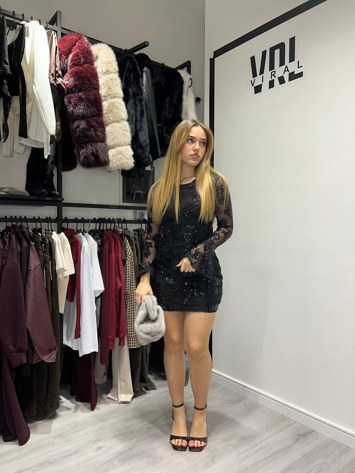 Vestitino pagliettato